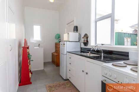 Photo of property in 73 Cutten Street, South Dunedin, Dunedin, 9012