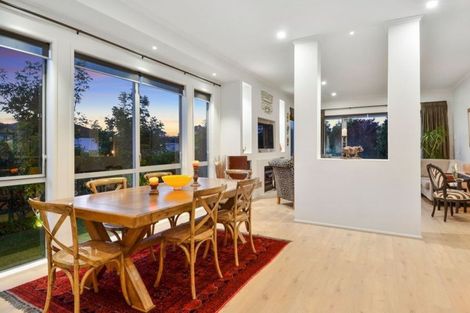 Photo of property in 250 Schnapper Rock Road, Schnapper Rock, Auckland, 0632