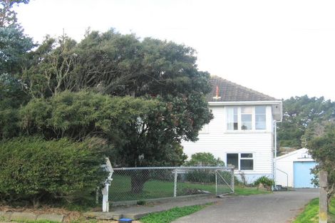 Photo of property in 15 Dorset Grove, Cannons Creek, Porirua, 5024
