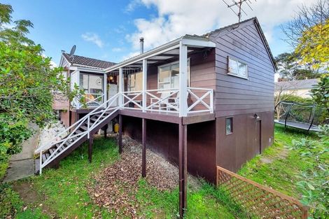 Photo of property in 8 Charnley Grove, Glenfield, Auckland, 0629