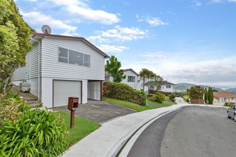 Photo of property in 7 Kerr Grove, Johnsonville, Wellington, 6037