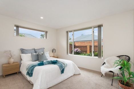 Photo of property in 15 Ashmore Lane, Strowan, Christchurch, 8052