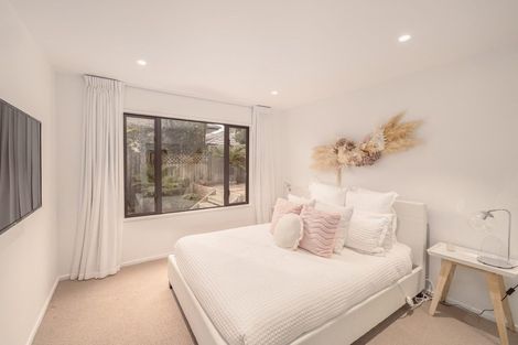 Photo of property in 266 Major Hornbrook Road, Mount Pleasant, Christchurch, 8081