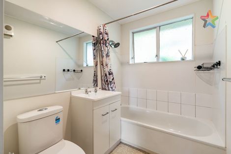 Photo of property in 15 Glen Road, Ranui, Auckland, 0612