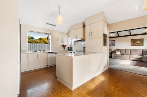 Photo of property in 3 Coleraine Street, Cromwell, 9310