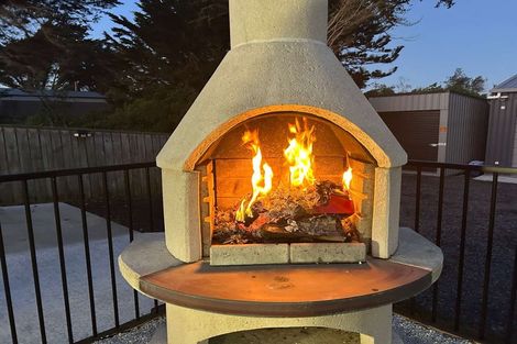 Photo of property in 60 Rua Avenue, Waitarere Beach, Levin, 5510