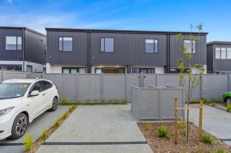 Photo of property in 20 Park Green Avenue, Rosehill, Papakura, 2113