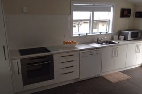 Photo of property in 2/46 Gulf View Road, Murrays Bay, Auckland, 0630