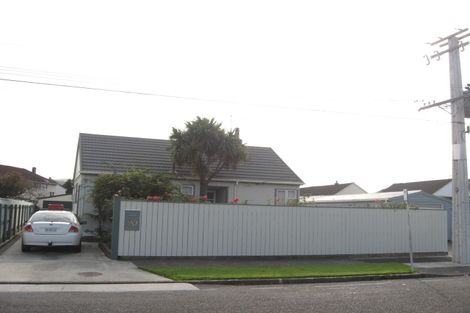 Photo of property in 20 Gibson Crescent, Naenae, Lower Hutt, 5011