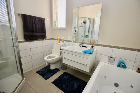 Photo of property in 22 Aquila Drive, Whitianga, 3510