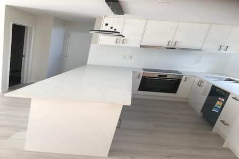 Photo of property in 4035e Great North Road, Glen Eden, Auckland, 0602