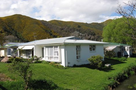 Photo of property in 10/34 Rossiter Avenue, Waterloo, Lower Hutt, 5011