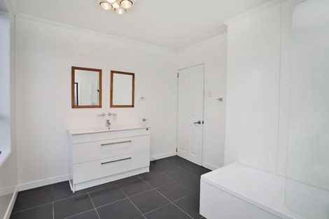 Photo of property in 21 Spencer Street, Bluff, 9814