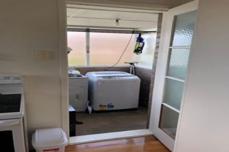 Photo of property in 1/23 Evelyn Place, Hillcrest, Auckland, 0627