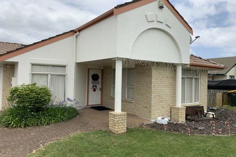 Photo of property in 37 Fernbrook Close, Burswood, Auckland, 2013