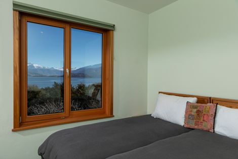 Photo of property in 337 Beacon Point Road, Wanaka, 9305