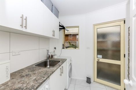 Photo of property in 4 Morley Street, New Plymouth, 4310