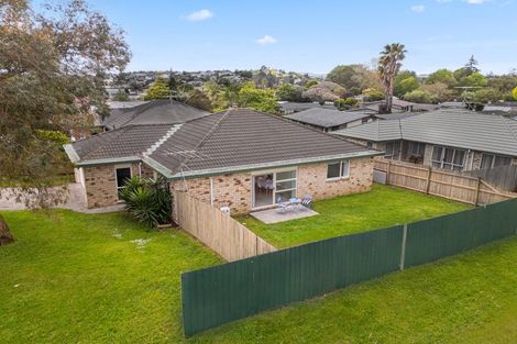 Photo of property in 22 Kayes Road, Pukekohe, 2120