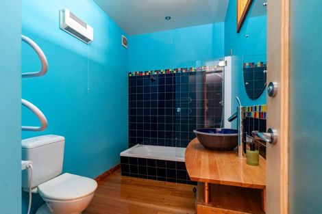 Photo of property in 142 Grafton Road, Roseneath, Wellington, 6011