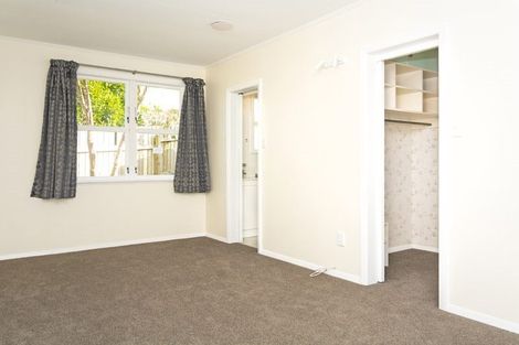 Photo of property in 38 Lyndfield Lane, Newlands, Wellington, 6037