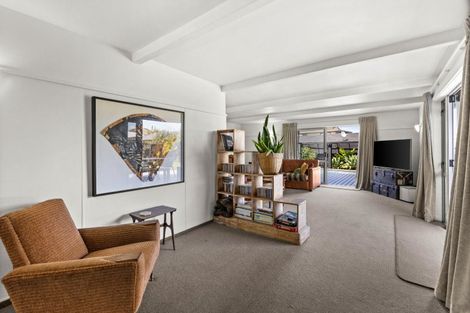 Photo of property in 48a Avenue Road, Greenmeadows, Napier, 4112