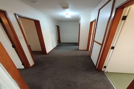 Photo of property in 2 Joseph Grove, Elderslea, Upper Hutt, 5018