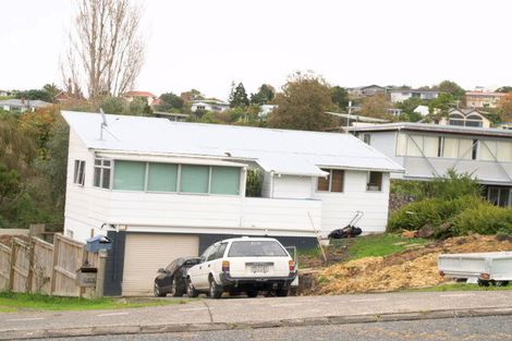 Photo of property in 81a Cockle Bay Road, Cockle Bay, Auckland, 2014