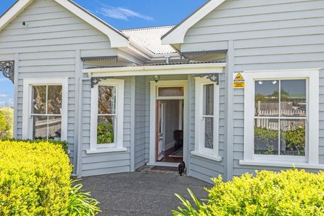 Photo of property in 57 Garfield Road, Helensville, 0800