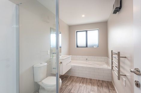 Photo of property in 160 Shillingford Boulevard, Rolleston, 7615