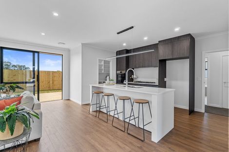 Photo of property in 8 Kimbolton Street, Rototuna North, Hamilton, 3210