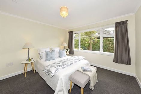 Photo of property in 119 Avonhead Road, Avonhead, Christchurch, 8042