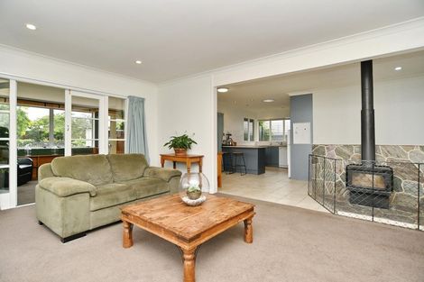 Photo of property in 124 Kippenberger Avenue, Rangiora, 7400