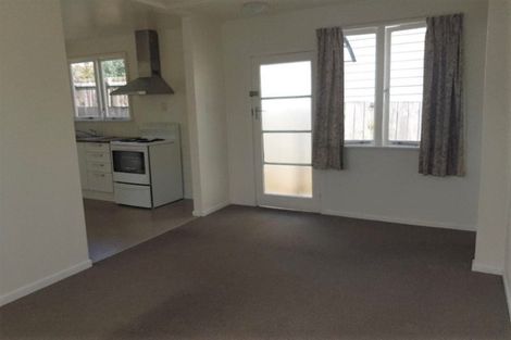 Photo of property in 10a Blease Street, New Lynn, Auckland, 0600