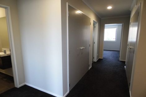 Photo of property in 213 Hobsonville Point Road, Hobsonville, Auckland, 0616