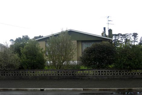 Photo of property in 14 Kent Street, Carterton, 5713