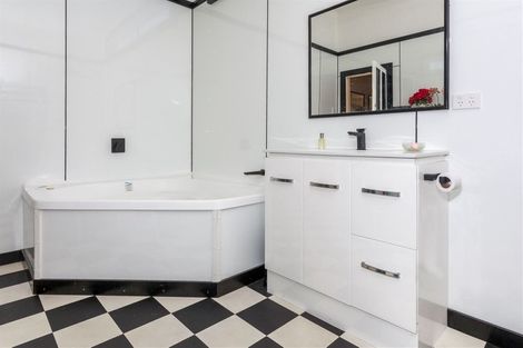 Photo of property in 128 Wilson Street, Thames, 3500