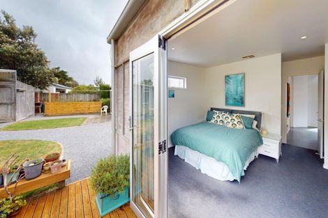 Photo of property in 30 Kent Avenue, Waitarere Beach, Levin, 5510