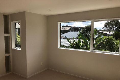 Photo of property in 4035e Great North Road, Glen Eden, Auckland, 0602