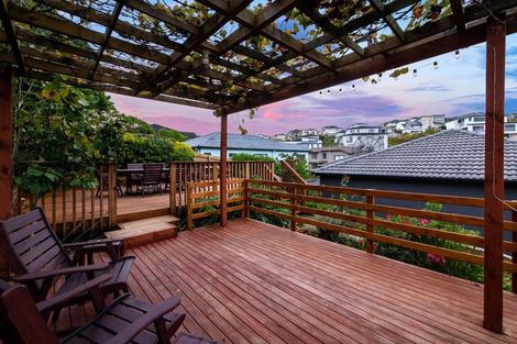 Photo of property in 43 San Marino Drive West, Henderson, Auckland, 0612