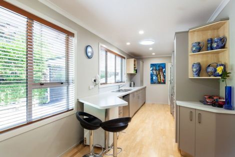 Photo of property in 9a Kereru Place, Upper Vogeltown, New Plymouth, 4310