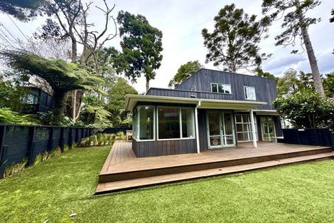 Photo of property in 90 Park Road, Titirangi, Auckland, 0604