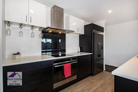 Photo of property in 16 Maui Place, Te Kamo, Whangarei, 0112