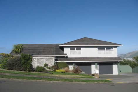 Photo of property in 21 Pennant Grove, Titahi Bay, Porirua, 5022