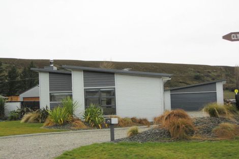 Photo of property in 25 Albert Drive, Clyde, 9330