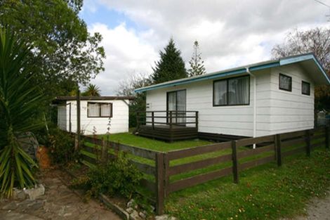 Photo of property in 4a Roretana Drive, Athenree, Katikati, 3177