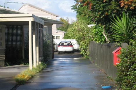 Photo of property in 16a Riverlea Avenue, Pakuranga, Auckland, 2010