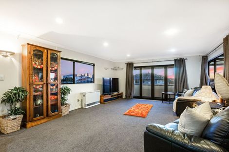 Photo of property in 125 Eskdale Road, Papakowhai, Porirua, 5024