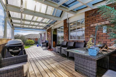 Photo of property in 65 Aviemore Drive, Highland Park, Auckland, 2010