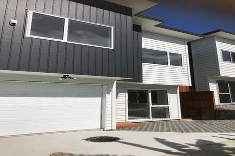 Photo of property in 4035e Great North Road, Glen Eden, Auckland, 0602