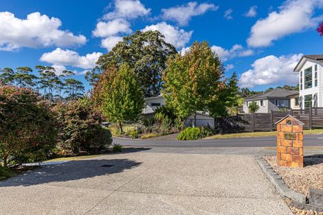 Photo of property in 4 Clapton Place, Henderson, Auckland, 0612